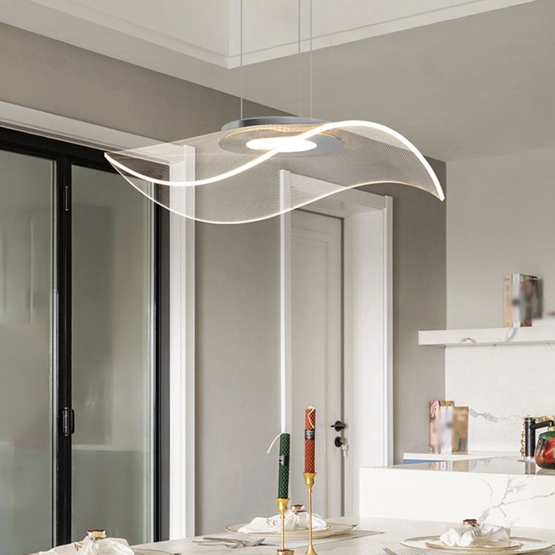 Metal Hanging Pendant Light Nordic Style LED Hanging Ceiling Light