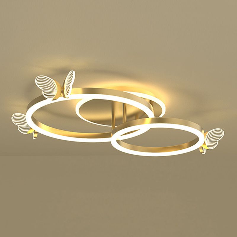 Zeitgenössische lineare Flush -Leuchten Metall -Flushmount -Beleuchtung in Gold