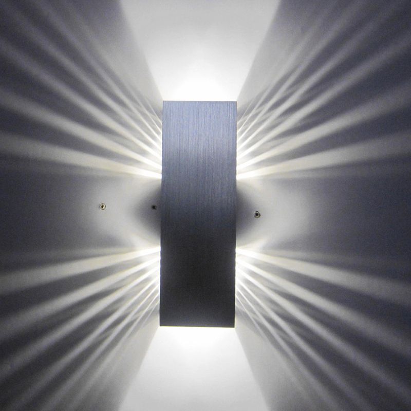 Lámpara de aluminio de aluminio ranurado accesorio de iluminación de pared LED plateada cepillada moderna con luz multicolor