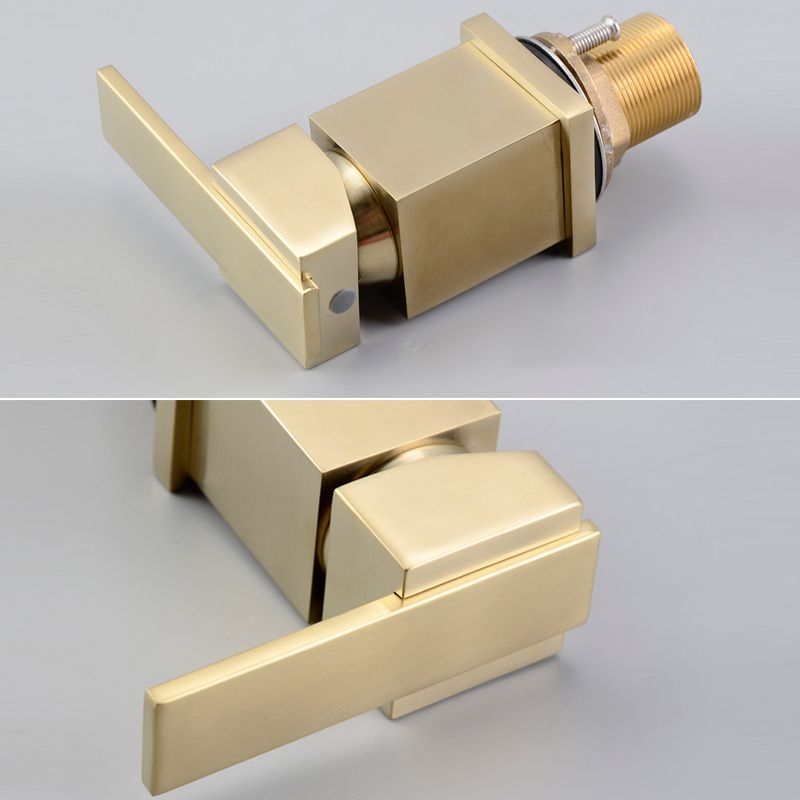 Deck Mounted Metal Freestanding Tub Filler Swivel Freestanding Faucet