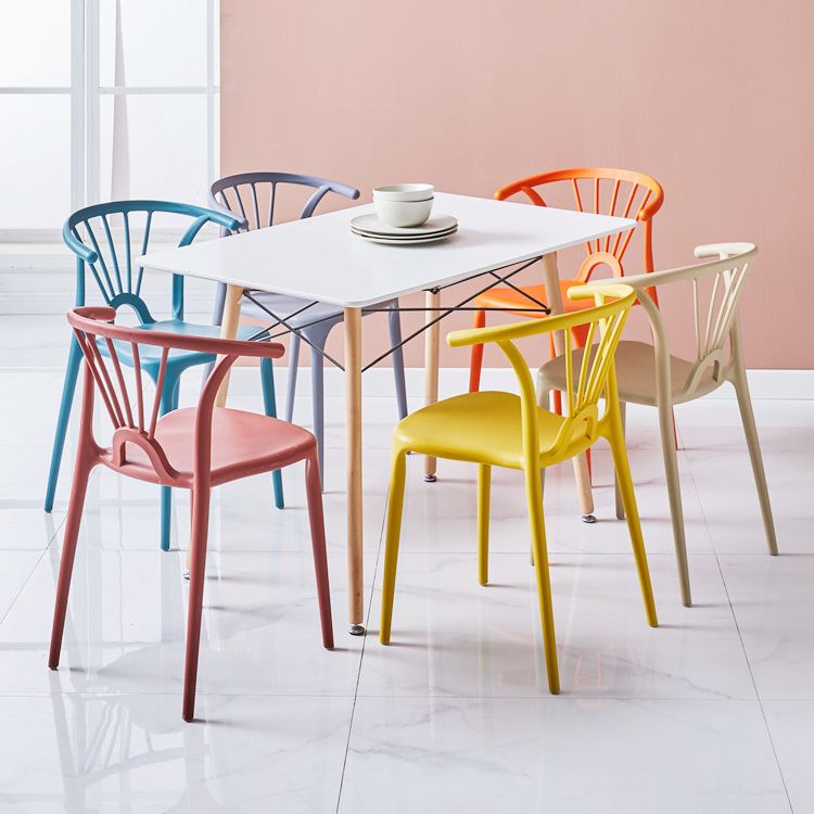 Silla lateral de plástico moderna para interiores y exteriores, silla apilable sin brazos Wishbone