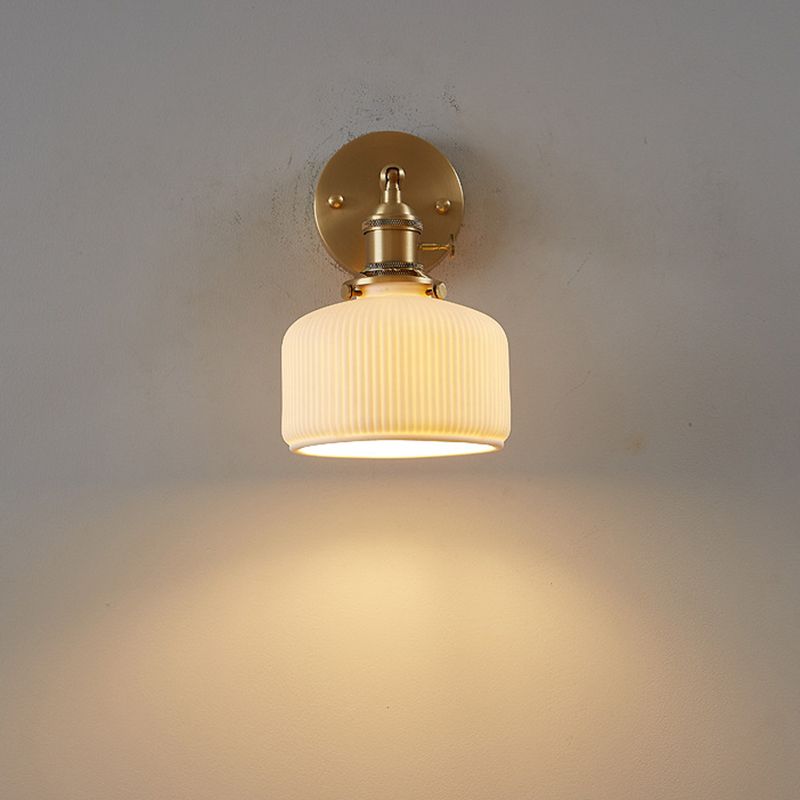 1-Light Bowl Wall Sconce Modern Simple Style Glass Wall Lighting in Gold