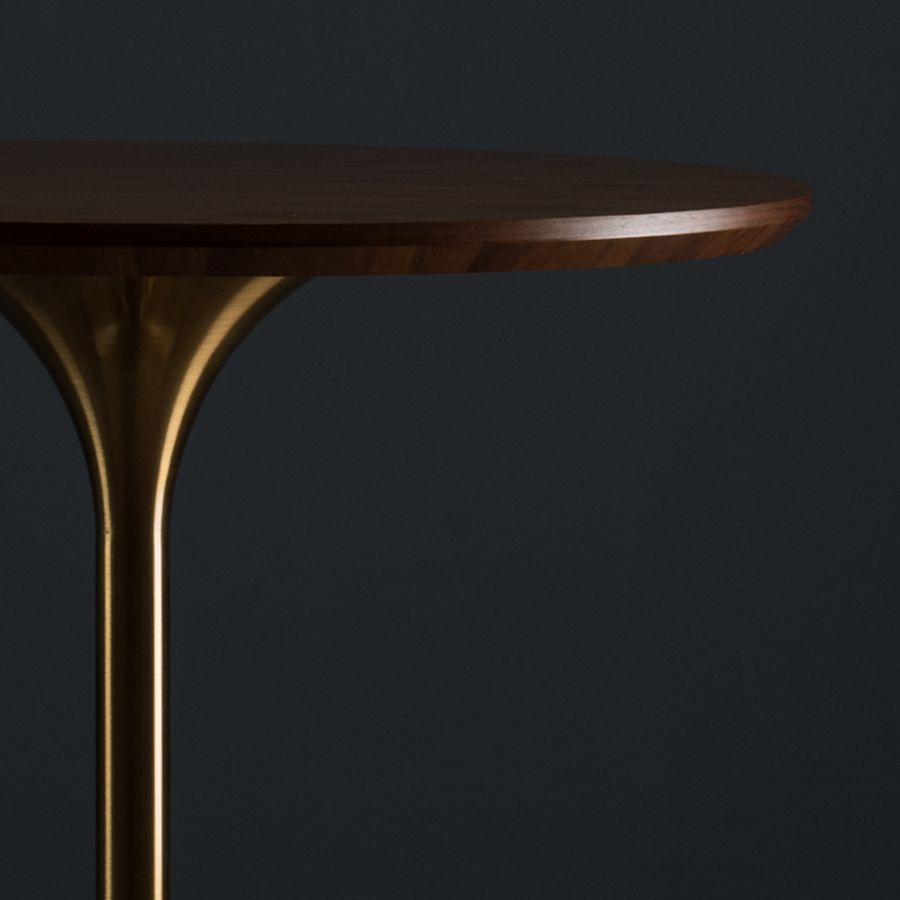 Modern Wood Tabletop Round Dining Table with Metal Tulip Base