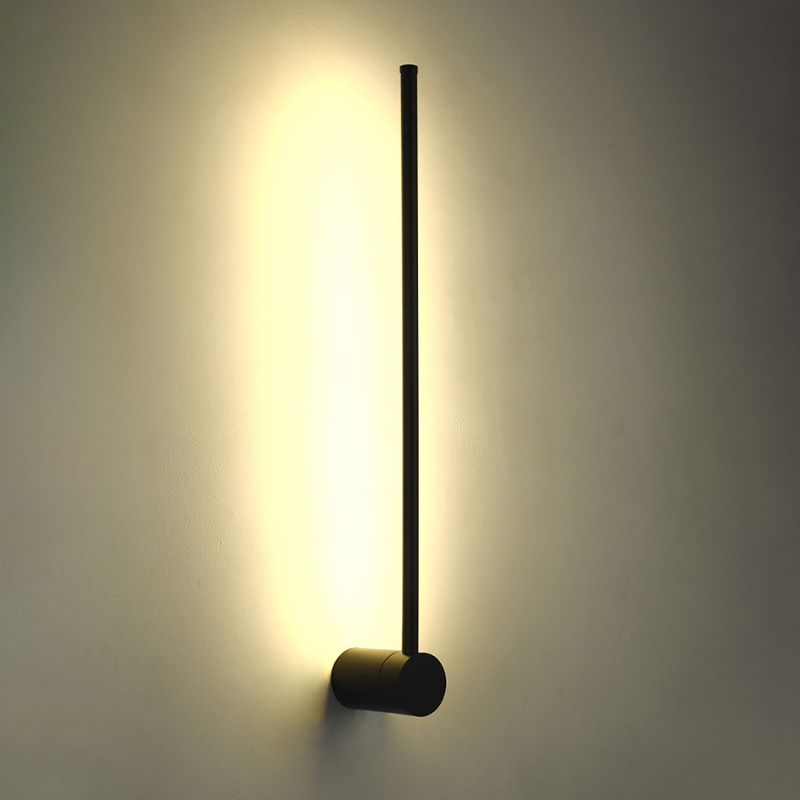 Modern Metal Wall Sconce Linear Shape Wall Lamp with Silicone Shade in Black