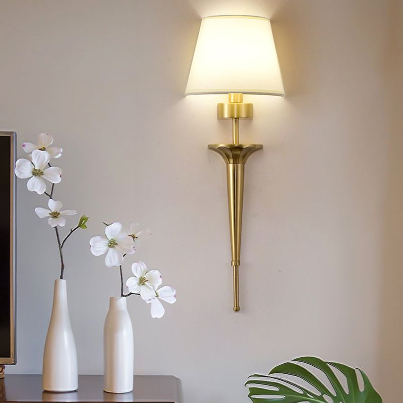 American Messing Wandleuchte Gold 1 Lichtwandlicht mit natürlicher Sackleinen für Schlafzimmer