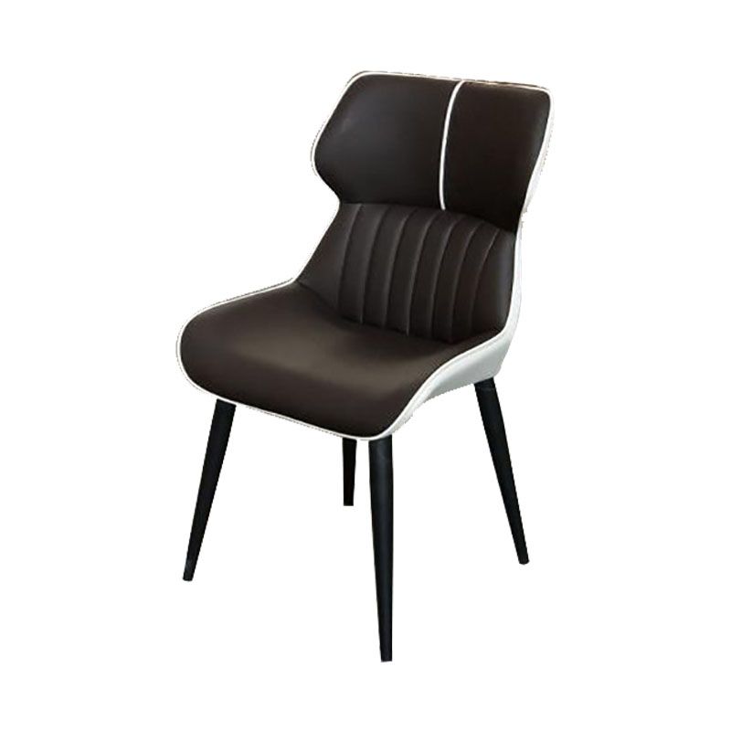 Sillones Parsons contemporáneos Sillas decorativas y de comedor curvas de cuero