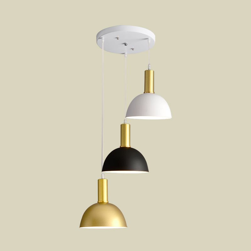 Moderne nordische gewölbte hängende Leichtkit Iron 3 Köpfe Esszimmer Multi-Licht-Anhänger in Weißschwarzgold