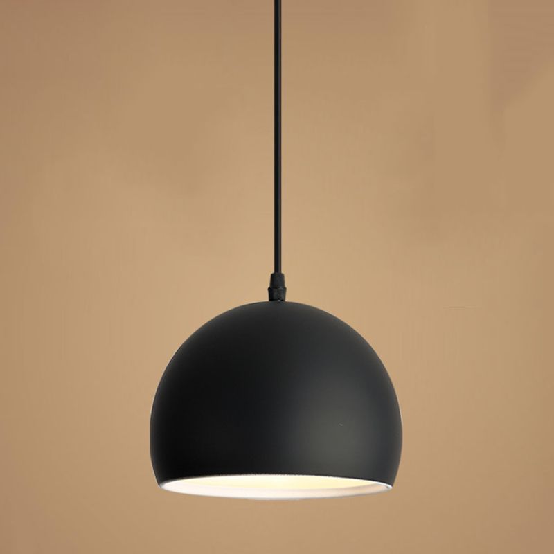 1-Licht-Globus-Anhänger Licht, nordische Makkaron-Metall-Pendelleuchte für Bar