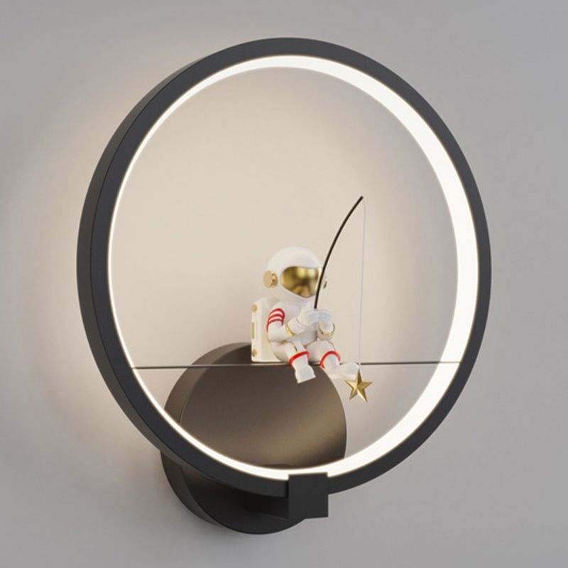 Modern Style Wall Light Fixture Creative Astronaut Wall Light Sconce for Bedroom