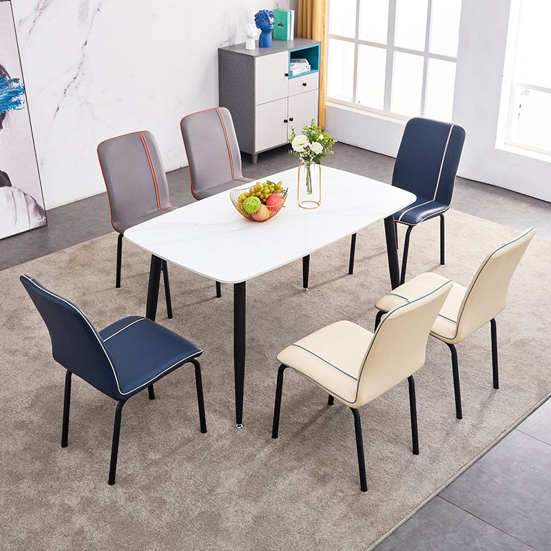 Silla lateral de comedor de metal contemporáneo, silla sin brazos con respaldo sólido