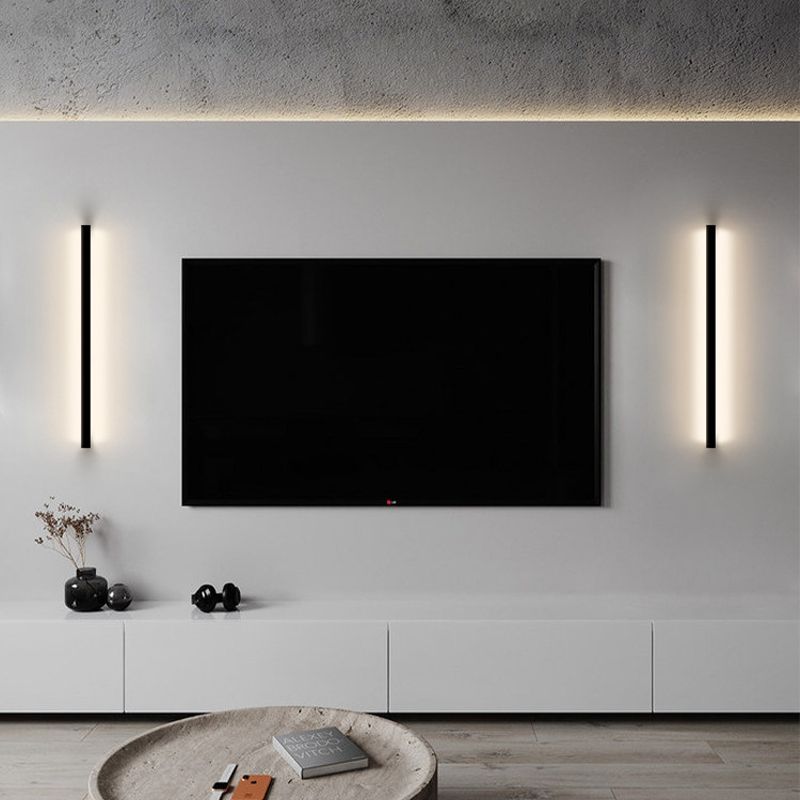 Metal Linear Shape Wall Lighting Modern Style 1 Light Wall Mounted Light Fixture in Black