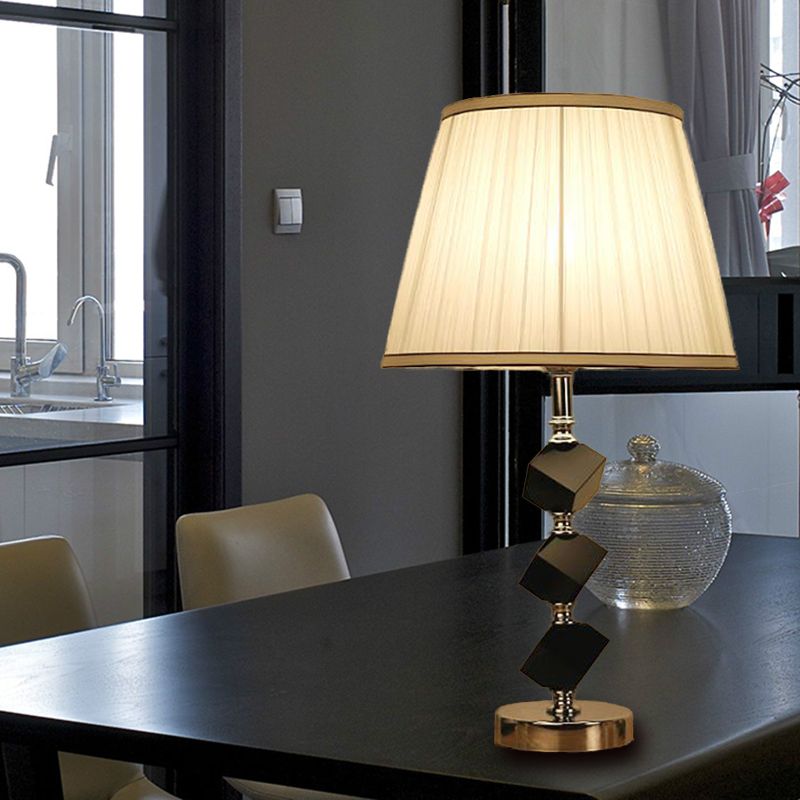 Bloque de cristal iluminación de mesa cónica Lámpara de noche blanca modernista de 1 cabeza para sala de estar