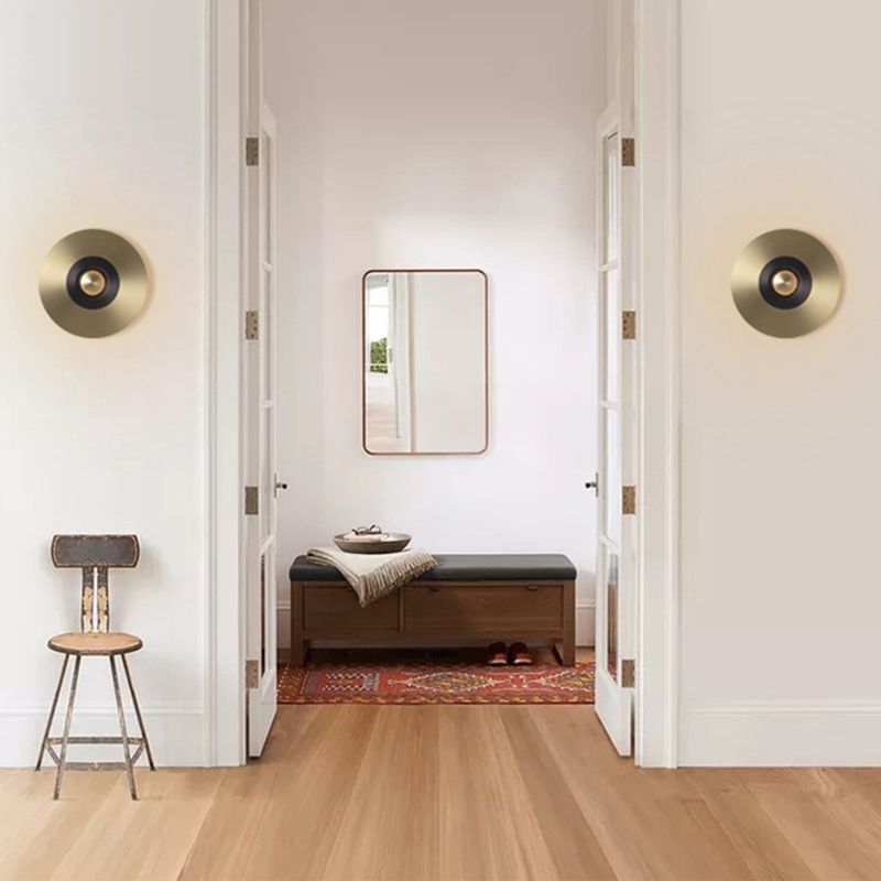 Aluminium messing LED -wandlicht in moderne luxe stijl ijzeren cirkelvormige muur sconce voor binnenruimtes