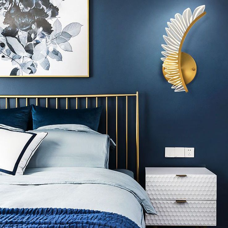 Contemporary Copper Acrylic Wall Mounted Lighting LED Wall Sconce for Bedroom