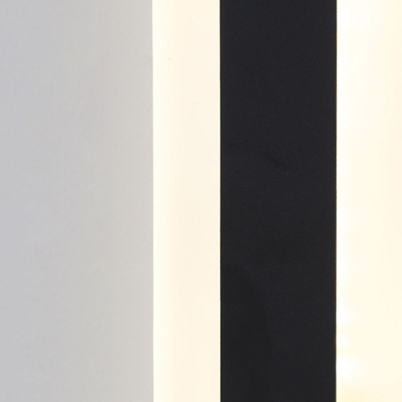 Éclairage de mur de métal linéaire