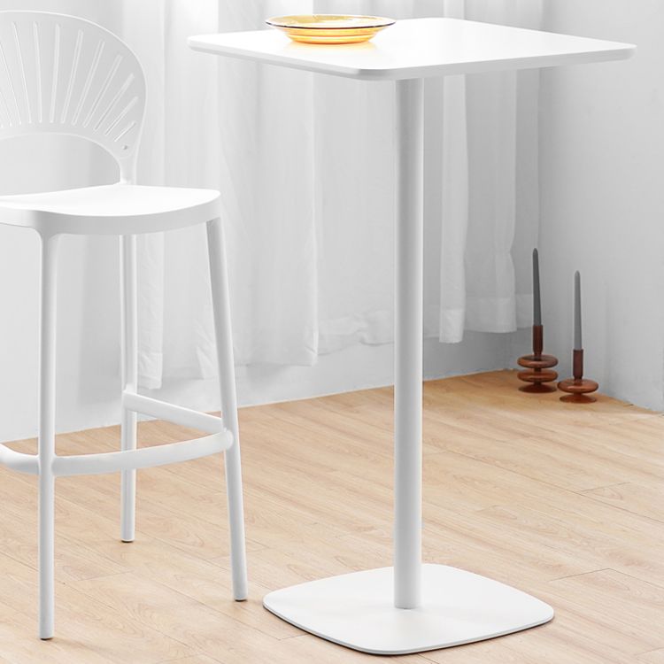 Mesa de barra de metal industrial Top 41.3 "H Table de bistro de pedestal para café