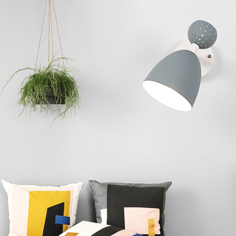 Mur en métal de style nordique clair