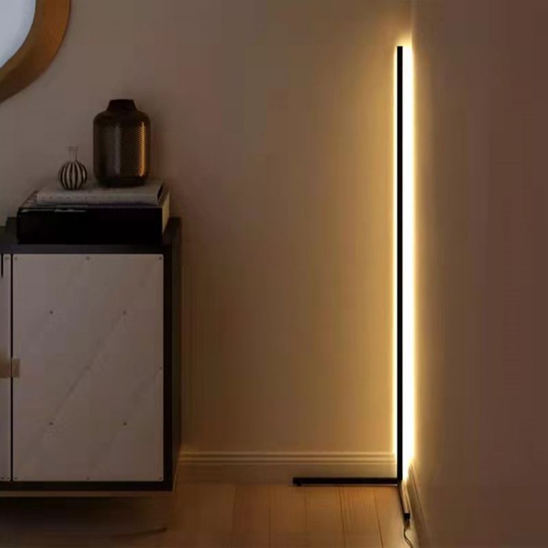 Lampada da pavimento lineare contemporanea Metal Black 55 "Luce al pavimento a LED alto per soggiorno