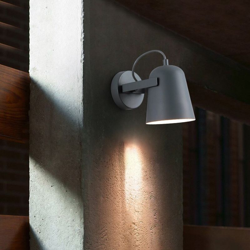 Luz de montaje de pared rotatable nórdica de 1 luces de 1 luces de montura rotatoria de la pared con sombra de hierro para sala de estar