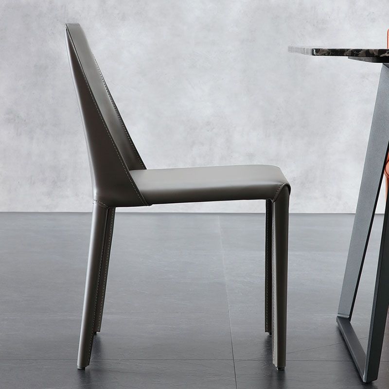 Minimalistische lederen eetstoelen stoelen stevige rugarmloze eetkamerstoelen voor keuken