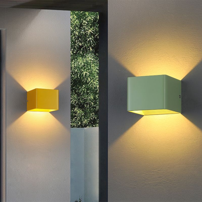 Modern Style Square Shape Wall Sconce Metal 2 Light Sconces for Corridor