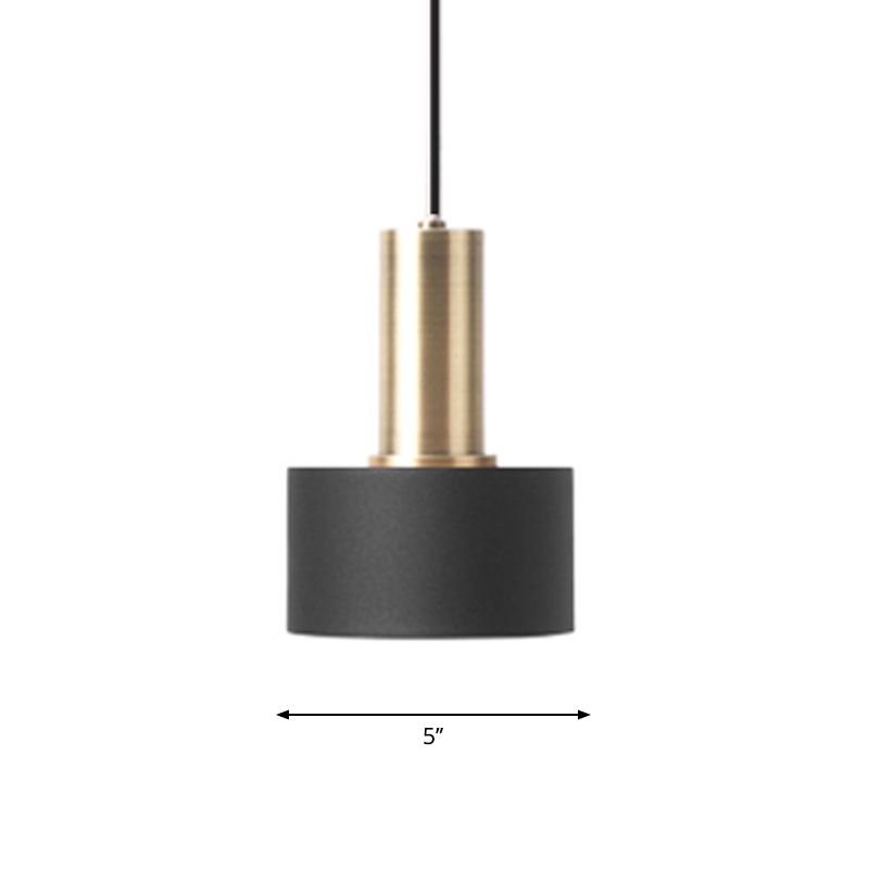 Lampe suspendue nordique 1 bulbe noir et or rond / cône / cylindre pendentif suspendu à la nuance de fer pour la cuisine