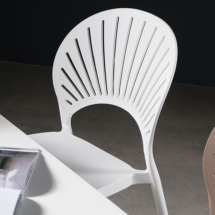 Sillas de comedor de estilo moderno, sillas laterales sin brazos de plástico para cocina