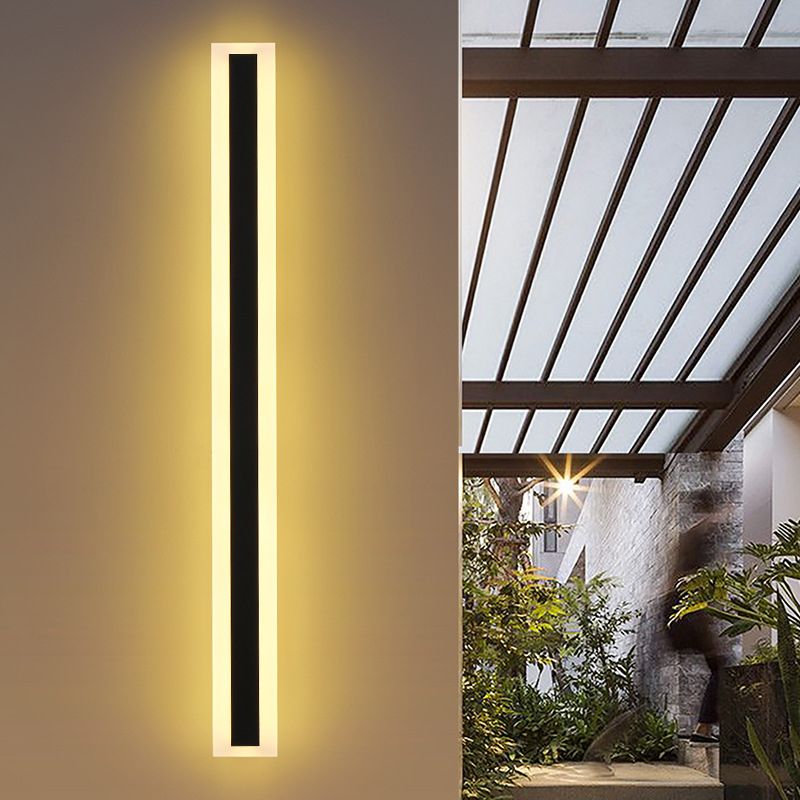 Metal Linear Shape Wall Light Modern 1 Light Wall Mounted Fixture in Black