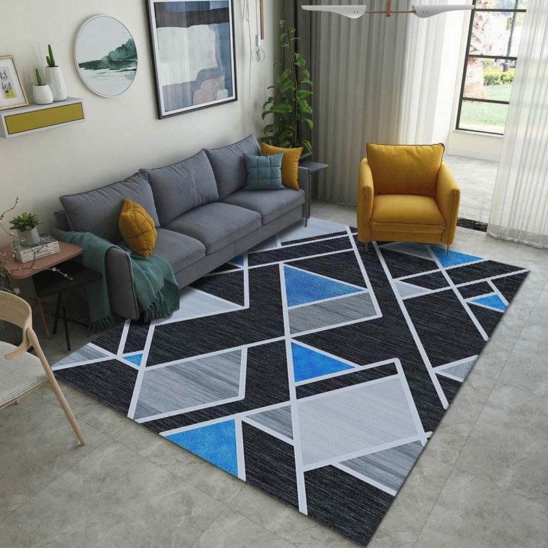 Contemporary Modern Rug in Black and Brown Abstract Line Pattern Rug Polyester Washable Carpet for Home Decoration