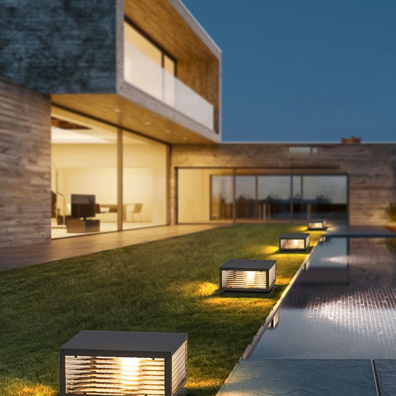 Modern Simple Metal Outdoor Light Square Shape Waterproof Pillar Lamp for Outdoor