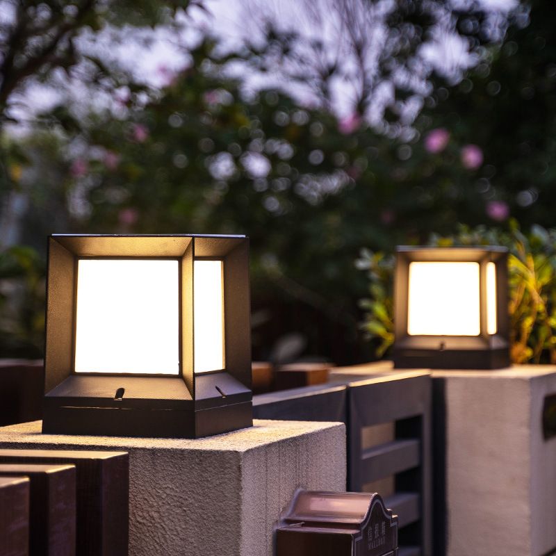 Patio Solar Energy Pillar Lamp Modern Square LED Outdoor Light