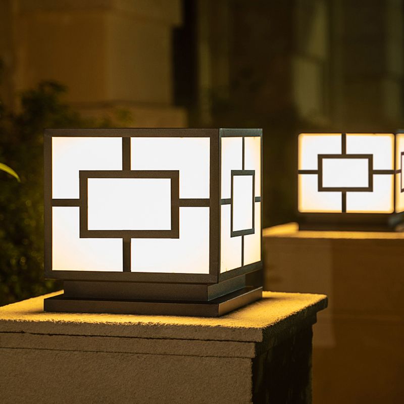 Contemporary LED Pillar Light Simple Black Solar Lighting Fixture for Garden