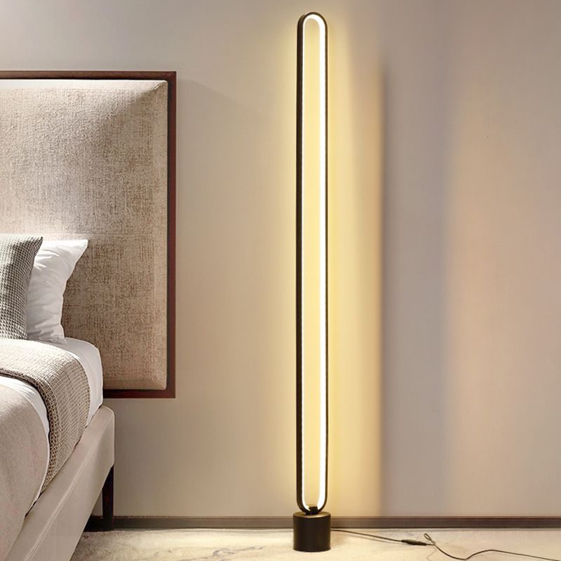 Soggiorno in metallo a pavimento alone minimalista LED LAD LAMPAGNO FORMA