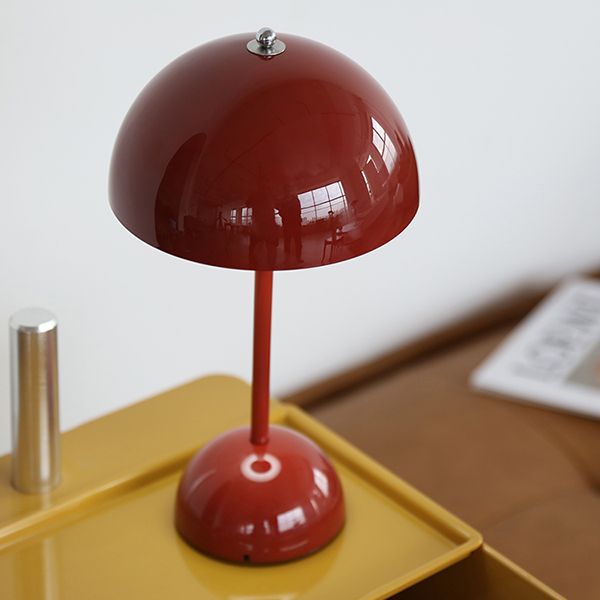 Halbkreis-Schlafzimmertischlampe Harz Minimalistische Nachttischlampe