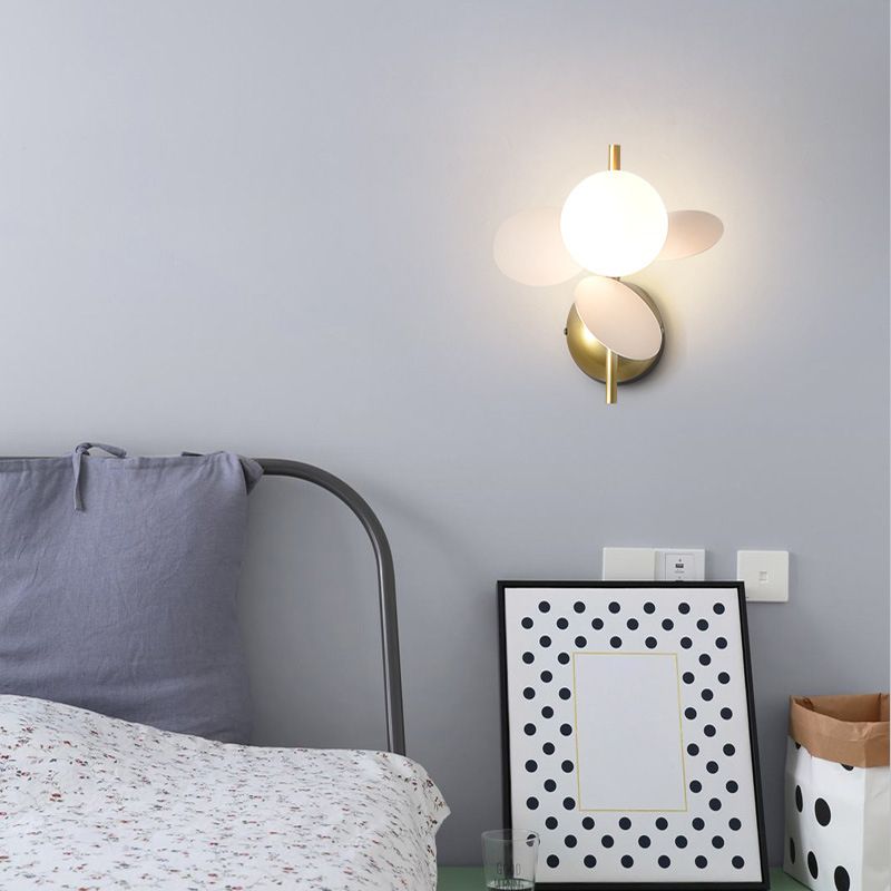 Glass Unique Shape Wall Light Modern Style 1 Light Wall Light Sconce