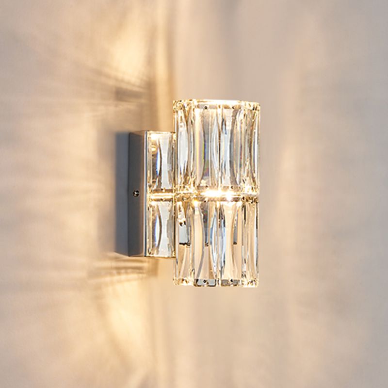 Modern Style Wall Mount Light Simple Wall Light with Crystal Shade for Living Room