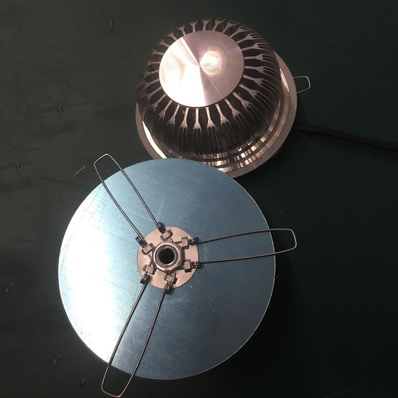 Modern Style Indoor RGB Wall Lamp Sunflower Shaped Aluminum Ambiance Decorative LED Sconce Light for Restaurants Bar