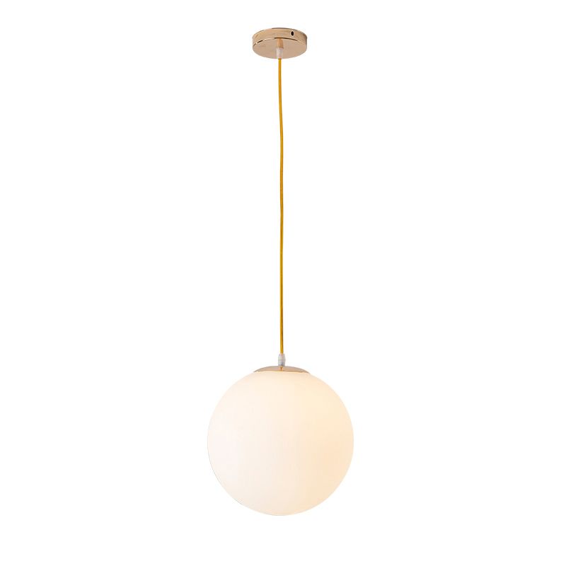 Globe milchyglas hängende Lampe Minimalistische 1-Licht-Goldheizenlicht für Esszimmer