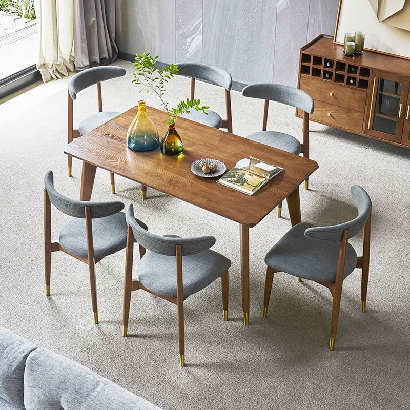 Traditional Luxury Dining Table Rectangle Solid Wood Dining Table with 4 Legs for Home