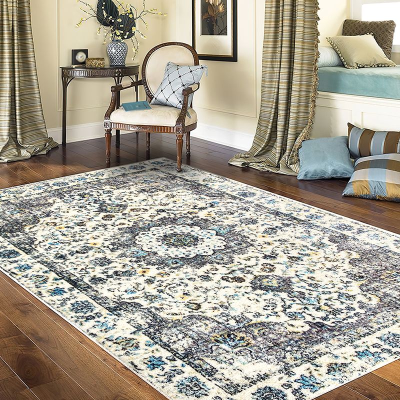 White Tone Ethnic Print Rug Polyester Antique Carpet Non-Slip Backing Indoor Rug for Home Decoration