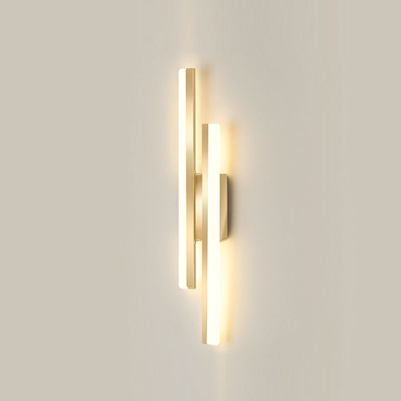 Linear Shape Metal Wall Lights Modern Style 2 Light Wall Mounted Light Fixtures in Gold