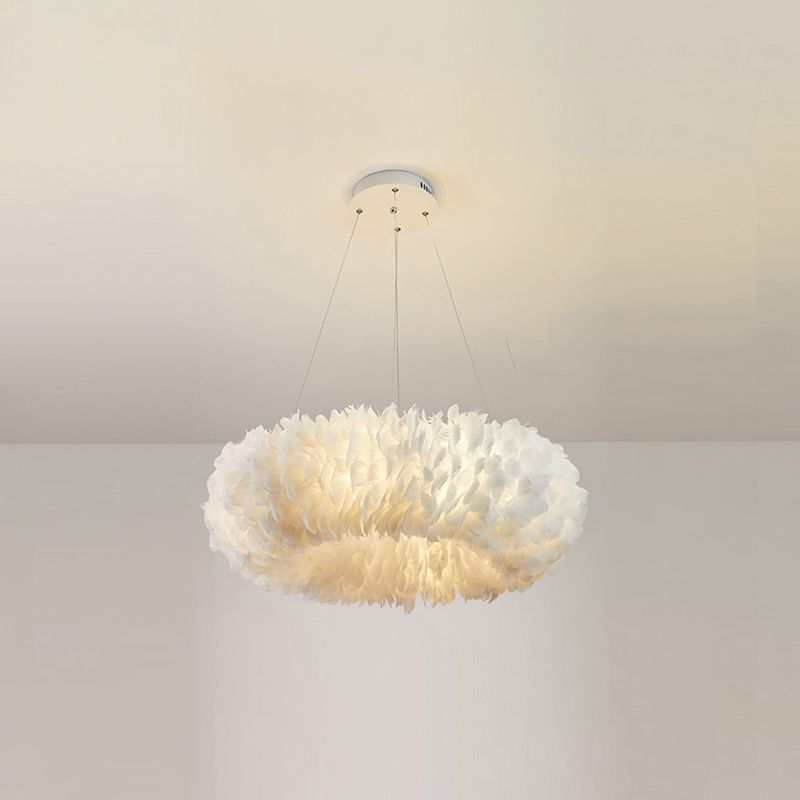Nordic Modern White Chandelier Light Fixtures Feather Hanging Lamp for Bedroom