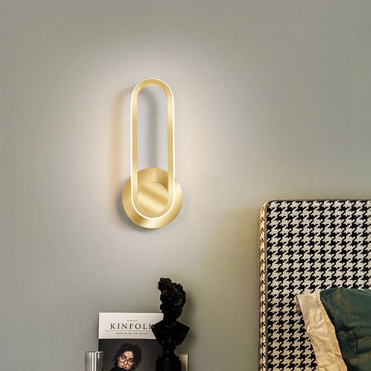 Oblong LED Rotatable Wall Lamp in Modern Creative Style Wrought Iron Wall Sconce with Silicone Shade