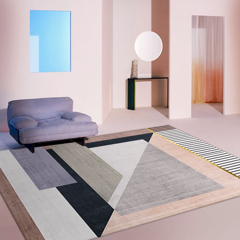 Pink Tone Modern Carpet Polyester Geometric Print Rug Stain Resistant Area Rug for Home 
Decoration