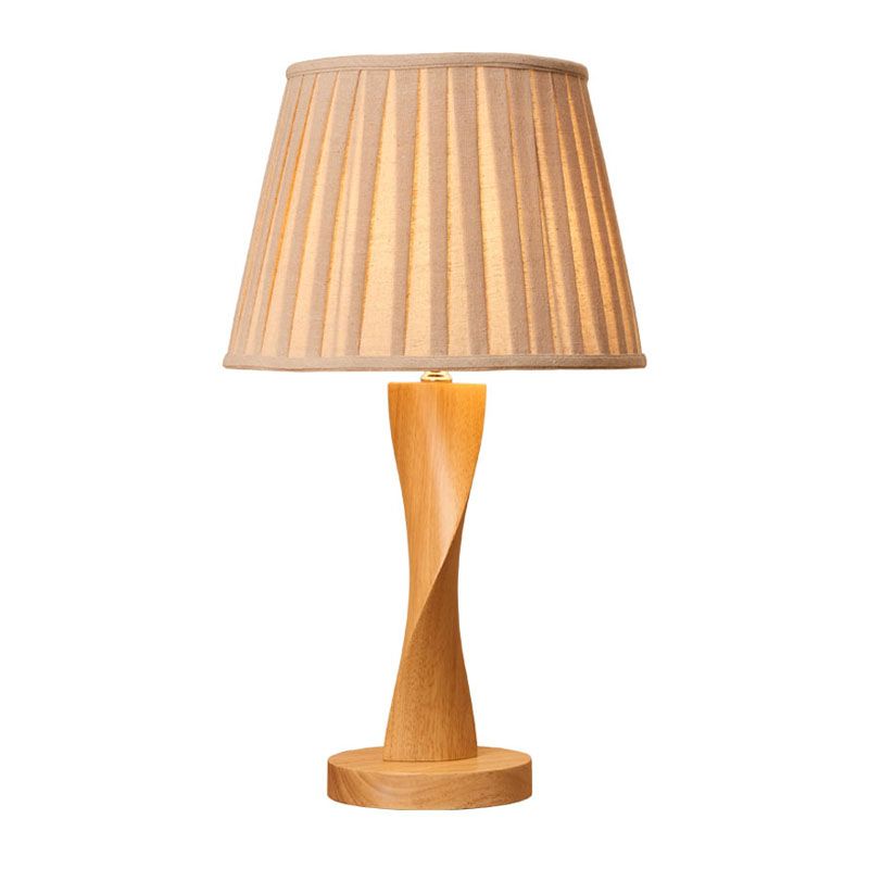 Lampada da notte intrecciata in legno Cottage 1 luce Illuminazione da tavolo da soggiorno con paralume conico in tessuto in beige/grigio/lino