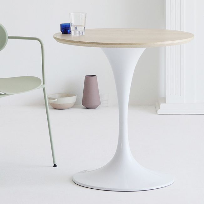 Contemporary Solid Wood Round Shape Dining Table Kitchen Standard Dining Table with Pedestal Base