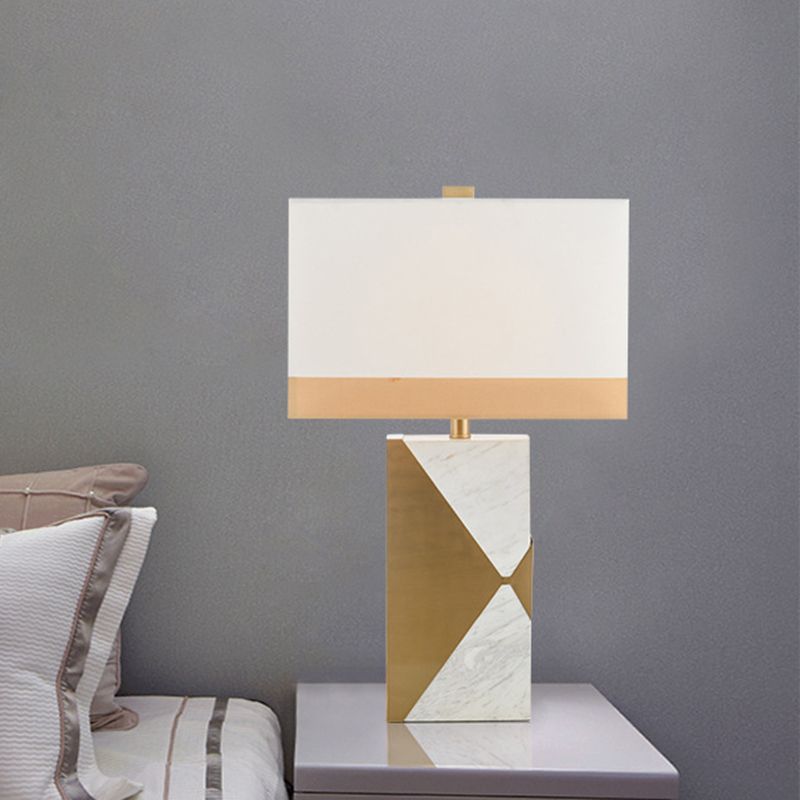 Tavolo rettangolare bianco luce modernista 1 lampadina in lampadina da scrivania con base in marmo