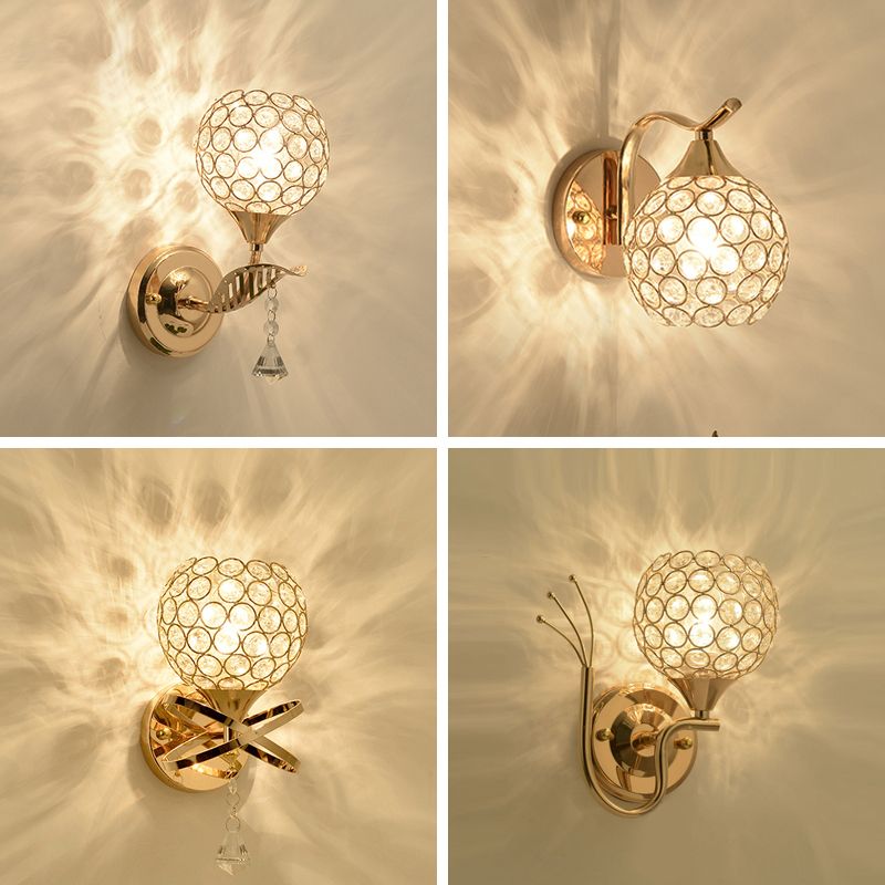 Lampe murale murale globe moderne à 1 lumière luminaire de montage mural avec une teinte en cristal transparent