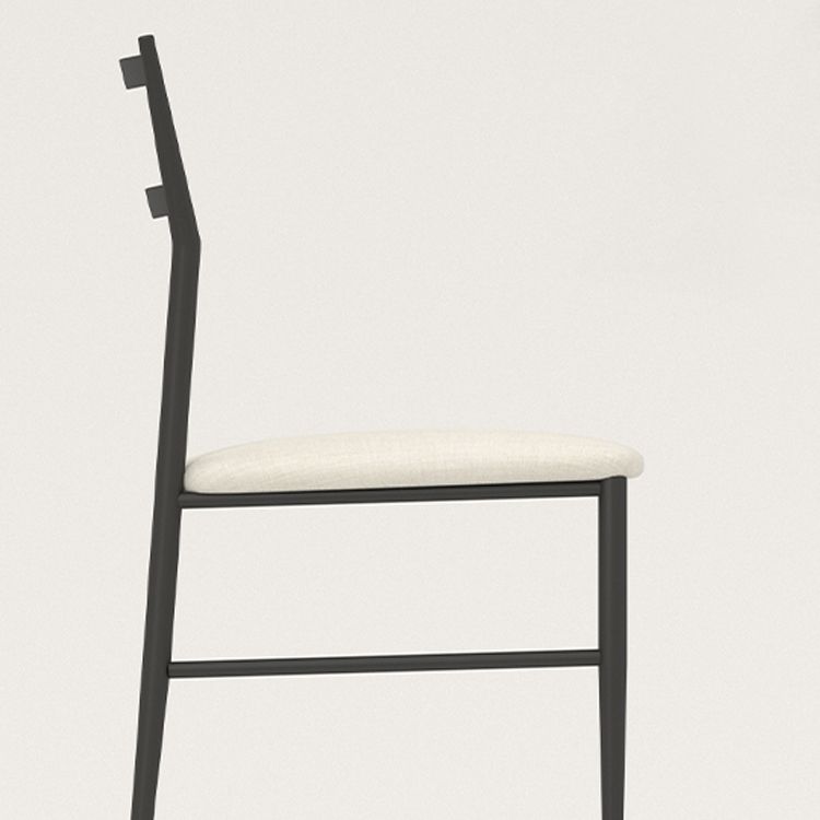 Gestoffeerde armloze eetkamerstoelen ladder achterzijde stoelen met metalen benen