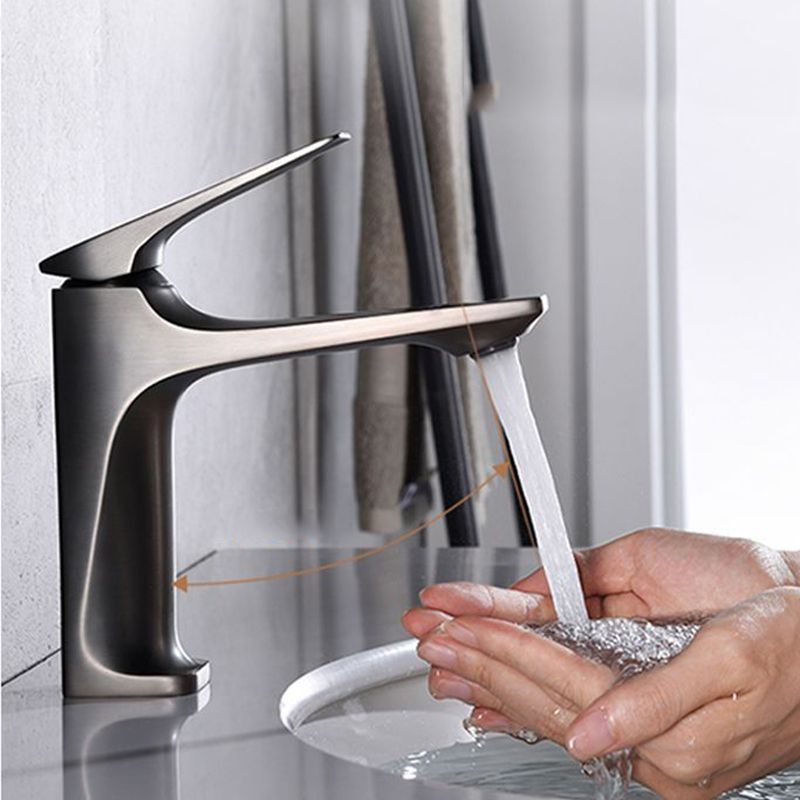 Modern Vessel Sink Faucet Copper Lever Handle Low Arc Vessel Faucet for Bathroom